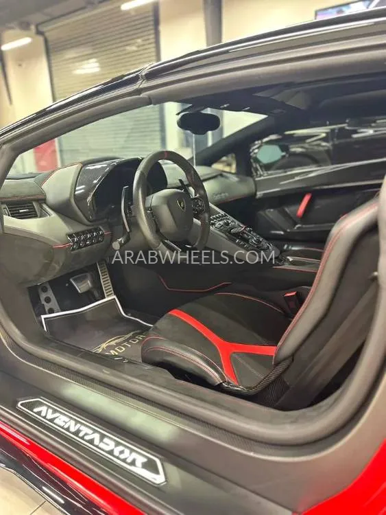 Lamborghini Aventador 2021 for Sale in Dubai Image-15