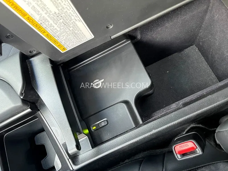 Lexus ES 2022 for Sale in Sharjah Image-11