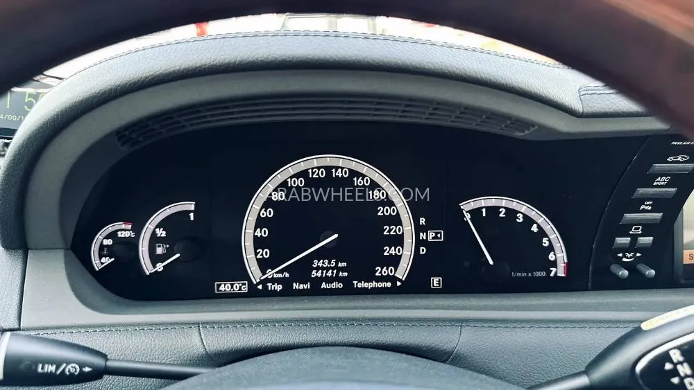 Mercedes Benz CL Class 2012 for Sale in Dubai Image-4