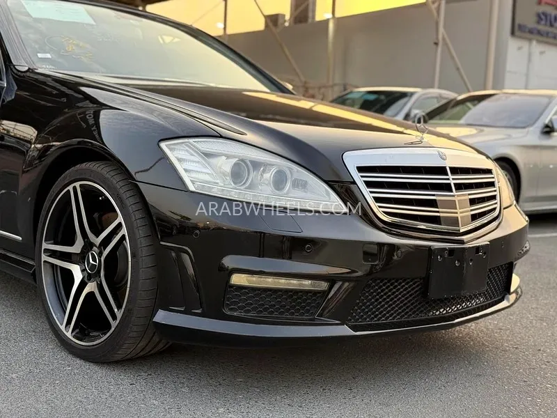 Mercedes Benz CLS Class 2009 for Sale in Dubai Image-9