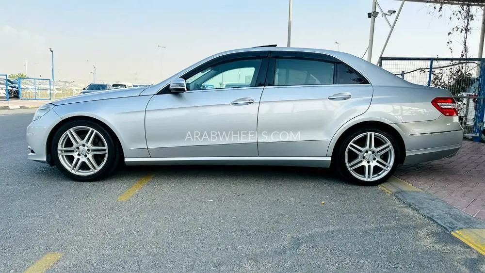 Mercedes Benz E Class 2012 for Sale in Dubai Image-4