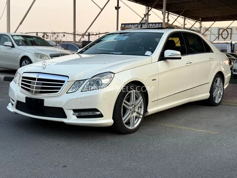 Mercedes Benz E Class 2012 for Sale in Dubai Image-19