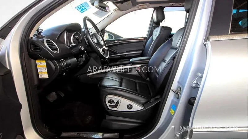Mercedes Benz ML Class 2010 for Sale in Dubai Image-3