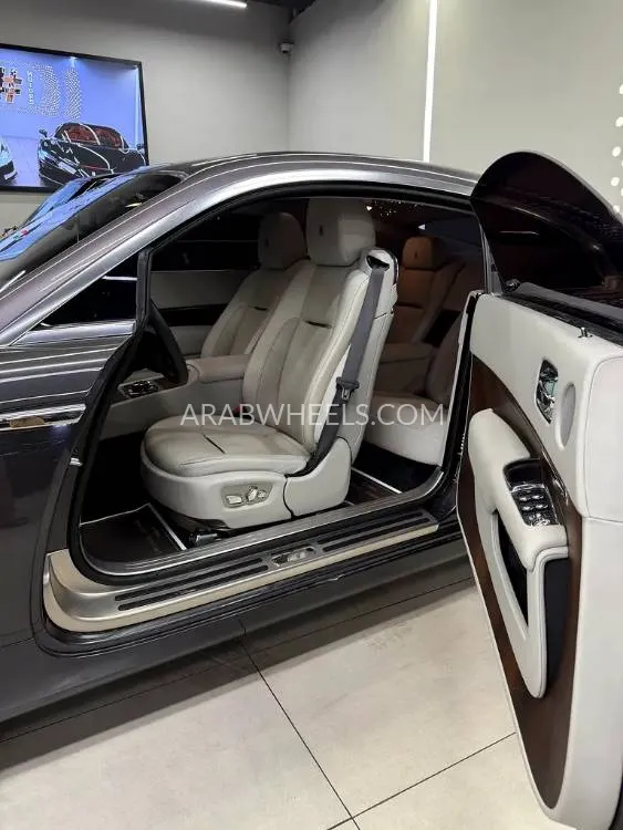Rolls Royce Wraith 2016 for Sale in Dubai Image-19