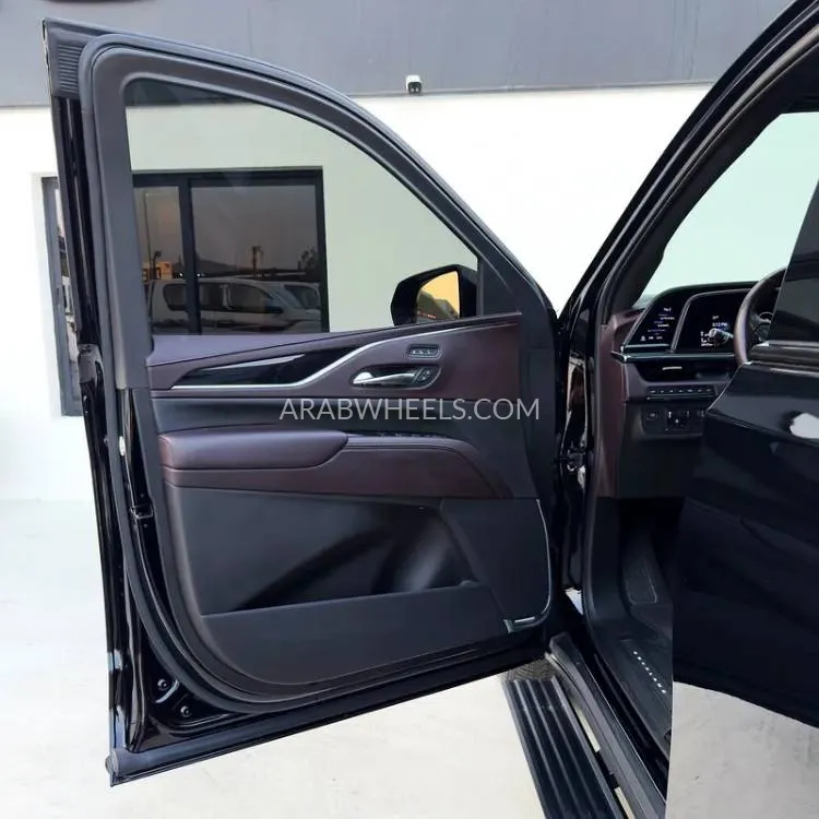 Cadillac Escalade 2022 for Sale in Dubai Image-10