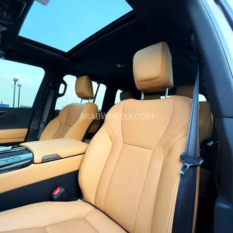 Lexus LX 2024 for Sale in Dubai Image-8