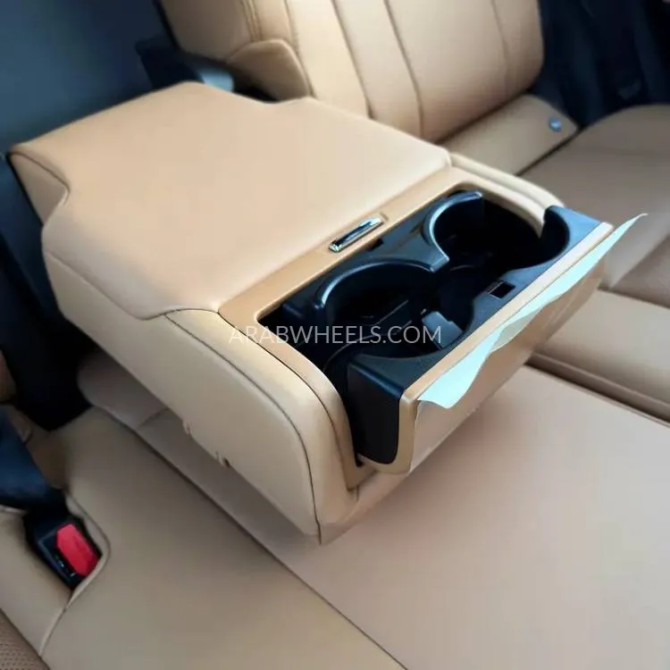Lexus LX 2024 for Sale in Dubai Image-14