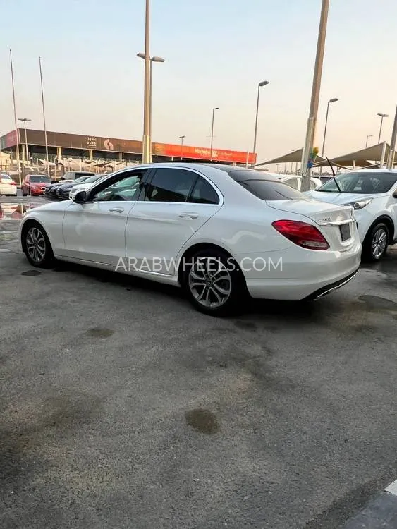 مرسيدس بنز كلاس C 2018 for Sale in الشارقة Image-4