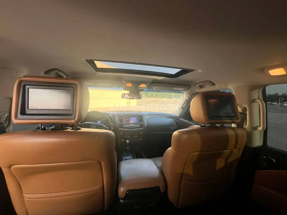 Nissan Patrol 2016 for Sale in Sharjah Image-11