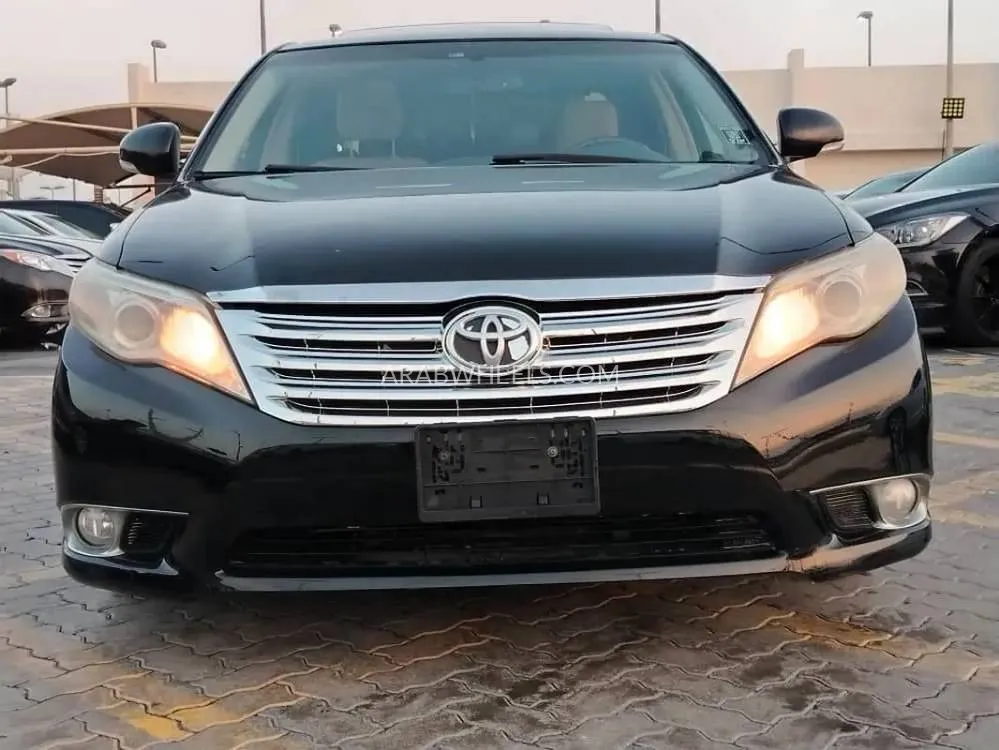 Toyota Avalon 2011 for Sale in Dubai Image-7