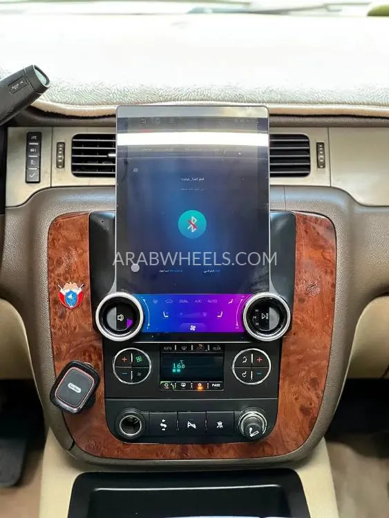 Chevrolet Tahoe 2011 for Sale in Sharjah Image-5