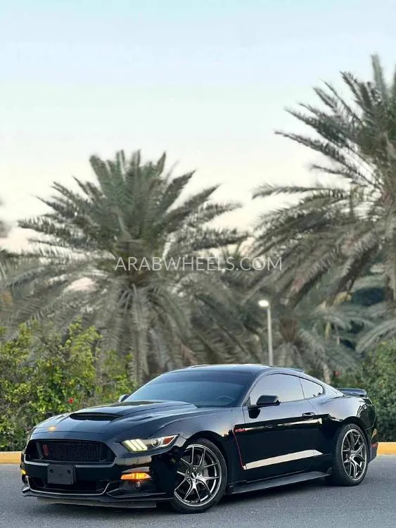 Ford Mustang 2017 for Sale in Sharjah Image-3