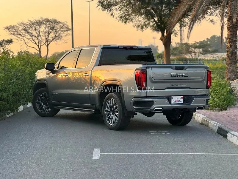 GMC Sierra 2024 for Sale in Sharjah Image-7