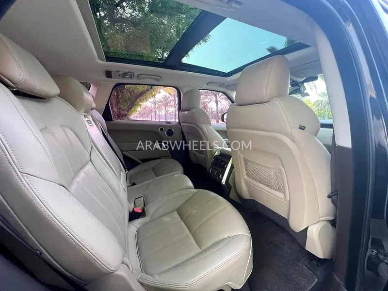 Land Rover Range Rover Sport 2015 for Sale in Sharjah Image-4