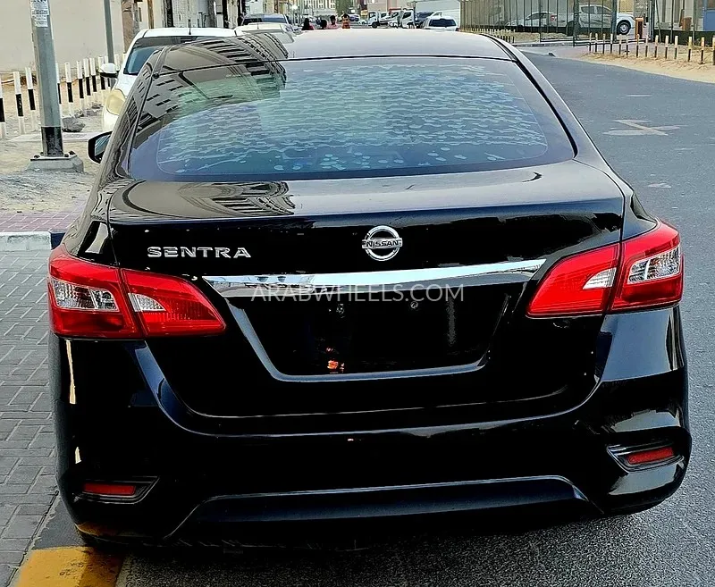 Nissan Sentra 2019 for Sale in Sharjah Image-8