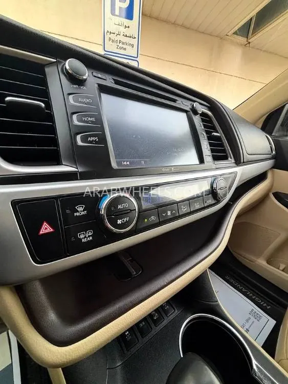 تويوتا جراند هايلاندر 2015 for Sale in الشارقة Image-6