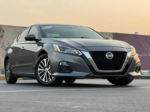 Nissan Altima SR 2021