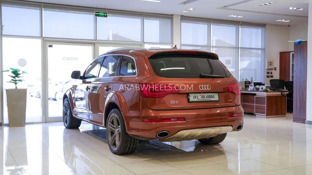Audi Q7 2015 for Sale in Sharjah Image-17