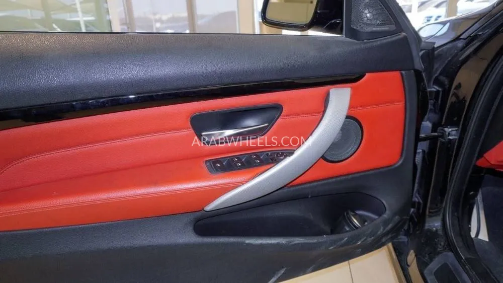 BMW 4 series 2017 for Sale in Sharjah Image-9