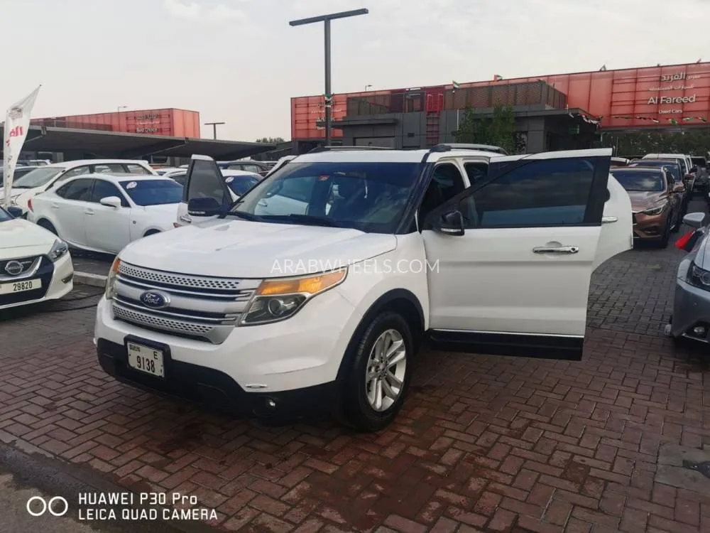 Ford Explorer 2014 for Sale in Sharjah Image-4