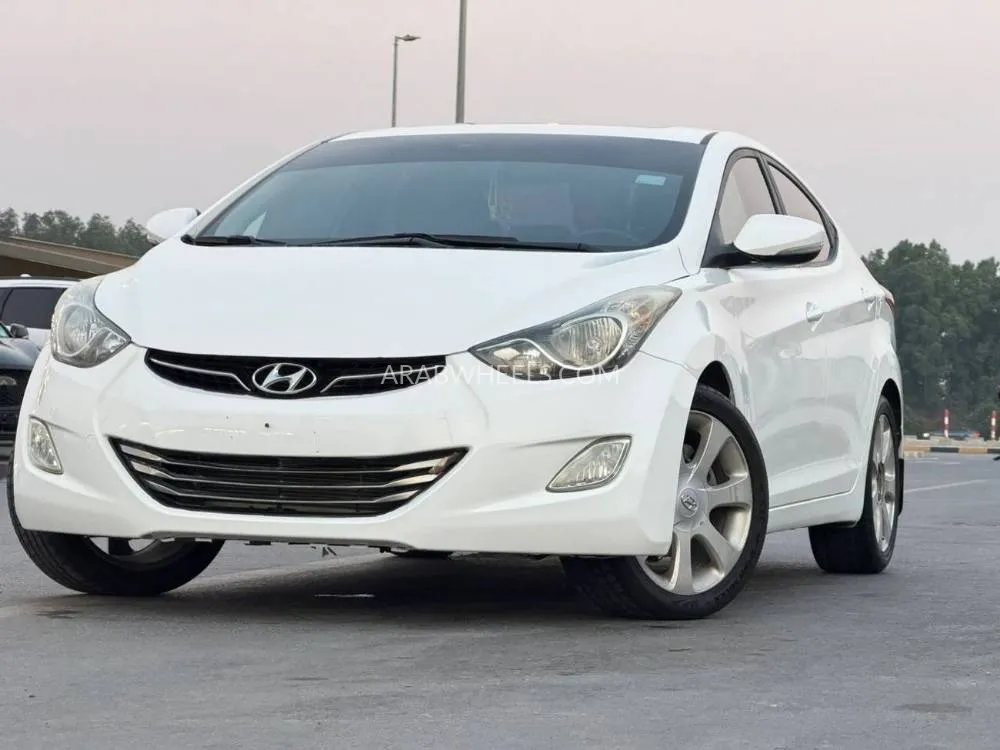 Hyundai Elantra 2012 for Sale in Sharjah Image-3
