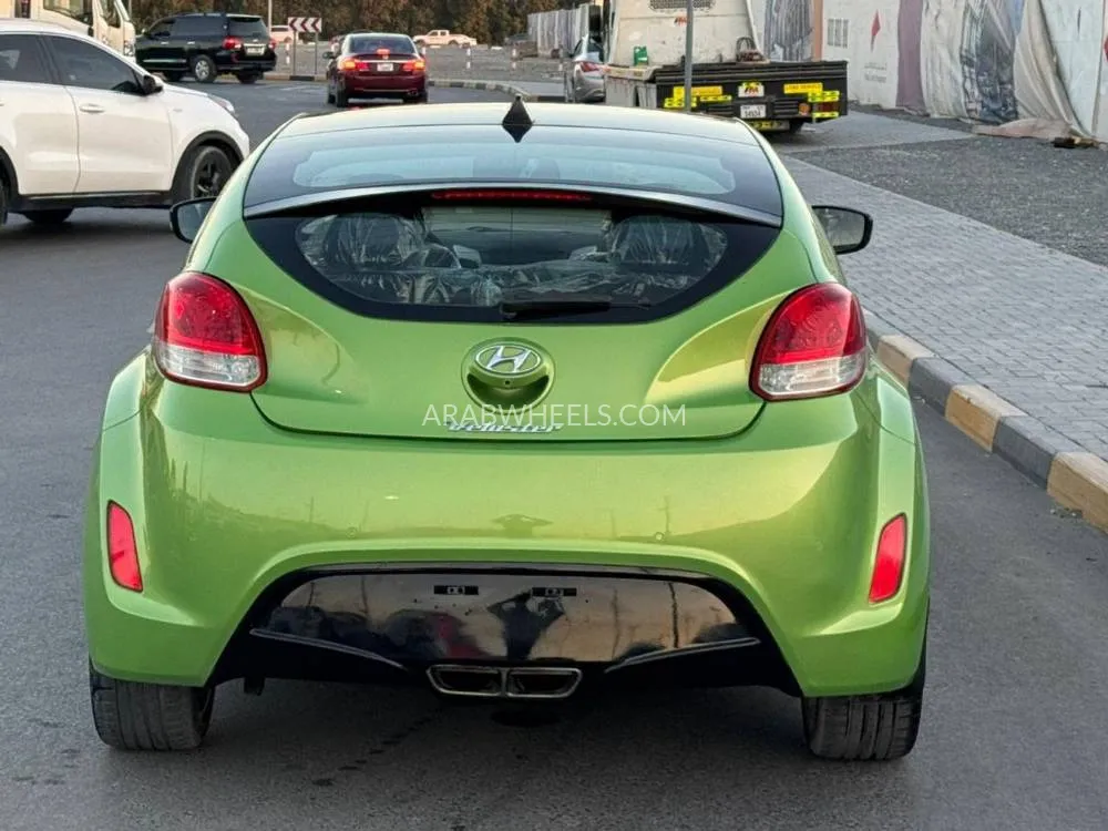 Hyundai Veloster 2016 for Sale in Sharjah Image-14