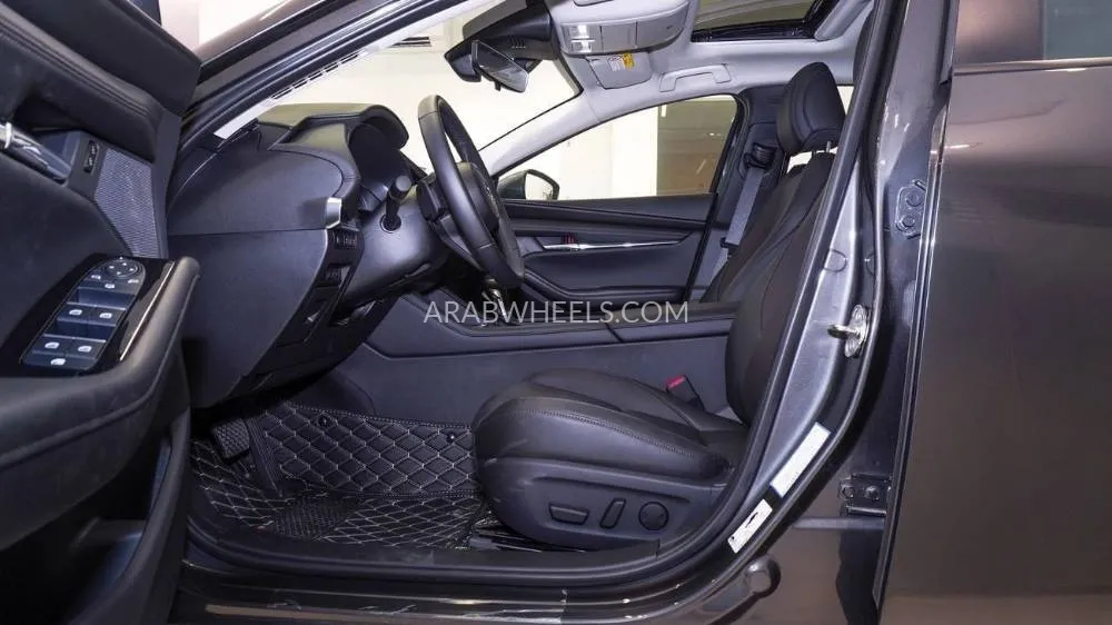 Mazda 3 2025 for Sale in Sharjah Image-11