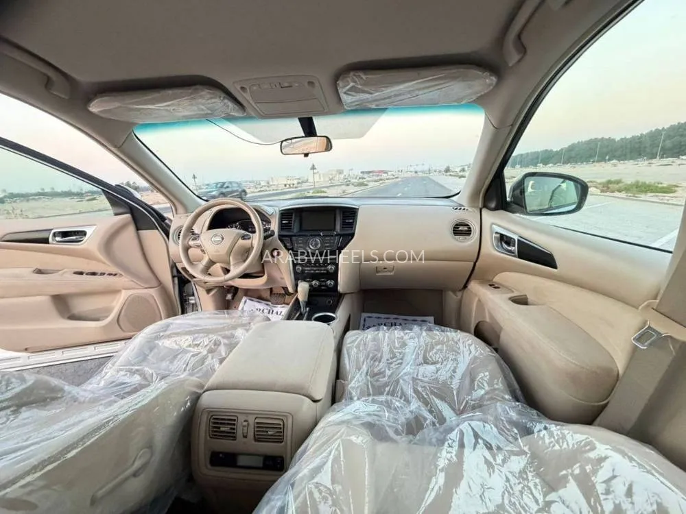Nissan Pathfinder 2013 for Sale in Sharjah Image-9