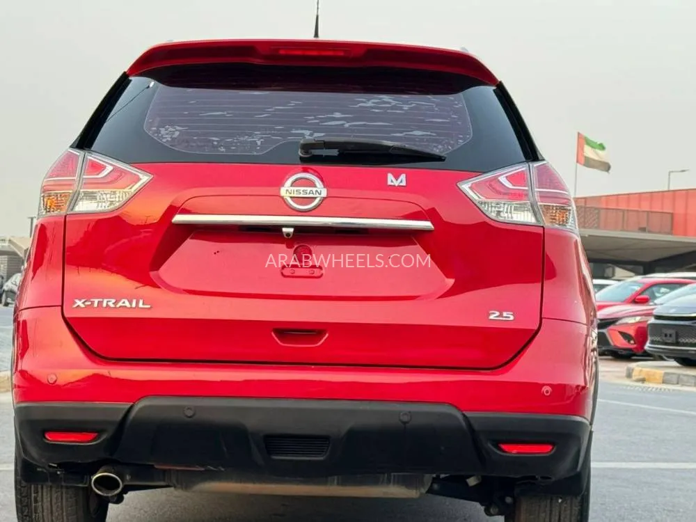 Nissan X-Trail 2015 for Sale in Sharjah Image-12