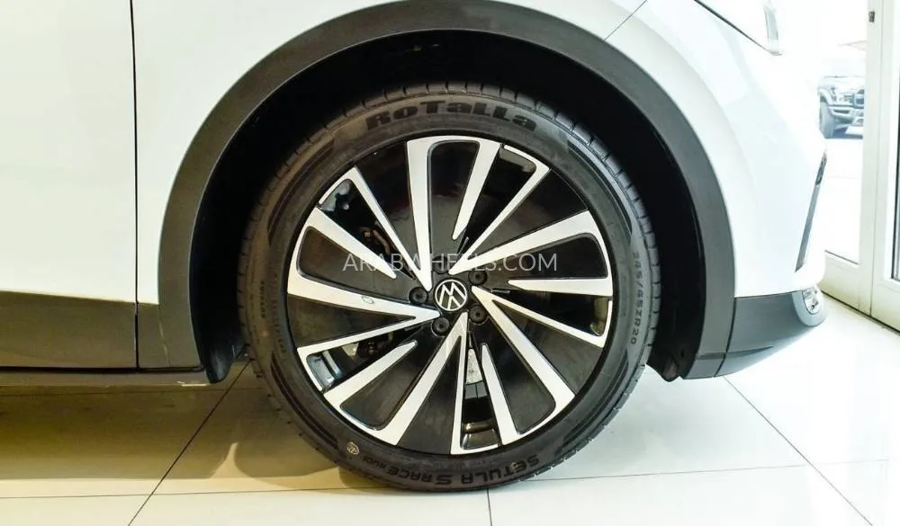 Volkswagen ID.4 2022 for Sale in Sharjah Image-15