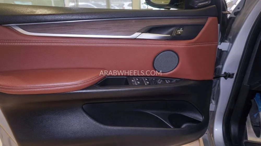 BMW iX5 2018 for Sale in Sharjah Image-12