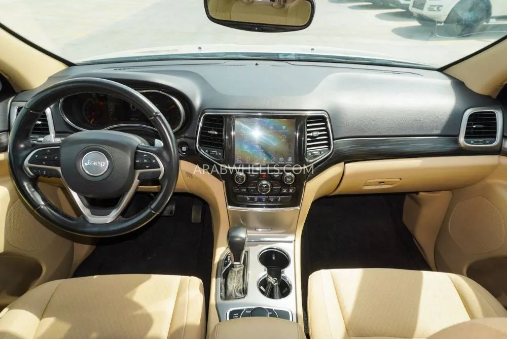 Jeep Cherokee 2022 for Sale in Dubai Image-25