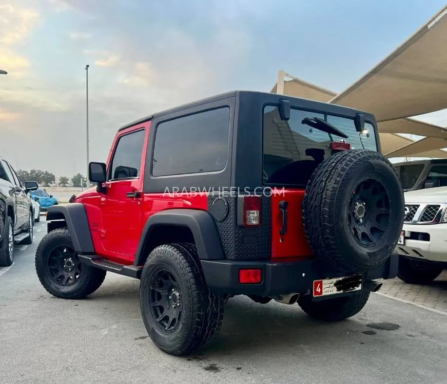 Jeep Wrangler 2015 for Sale in Sharjah Image-3