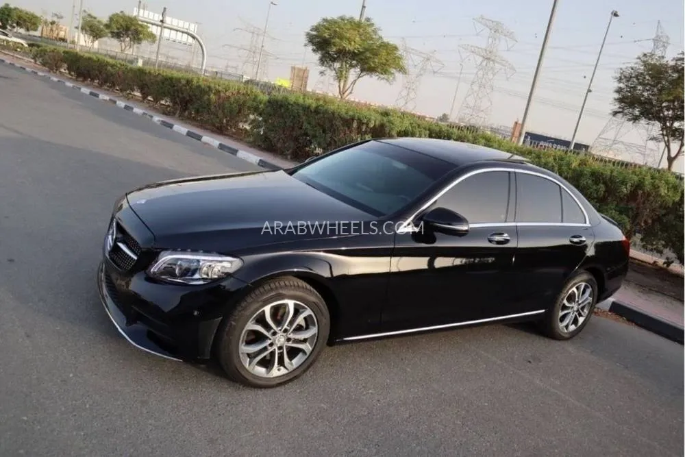Mercedes Benz C Class 2016 for Sale in Dubai Image-2