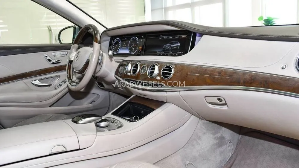 Mercedes Benz CLS Class 2015 for Sale in Sharjah Image-9
