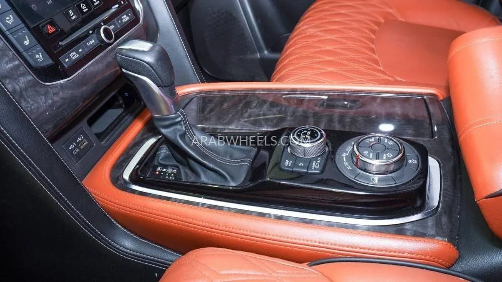 Nissan Patrol 2020 for Sale in Sharjah Image-11