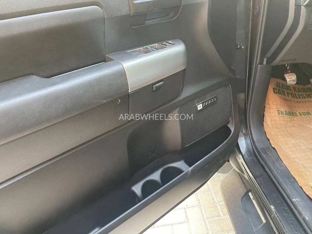 Toyota Sequoia 2021 for Sale in Dubai Image-14