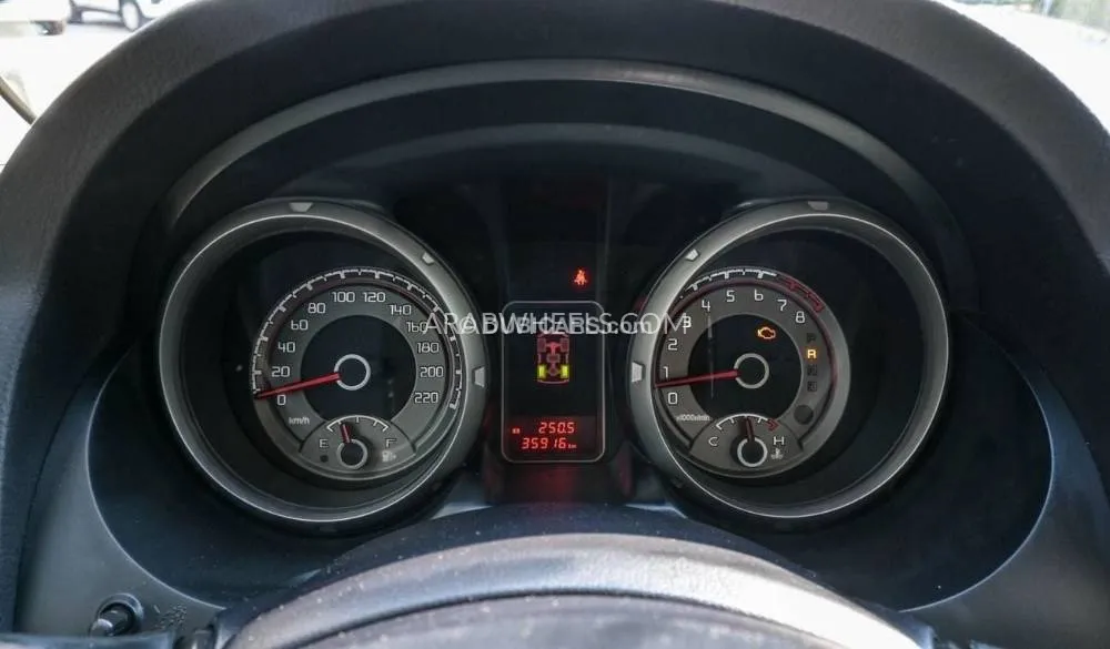 Mitsubishi Pajero 2020 for Sale in Dubai Image-8