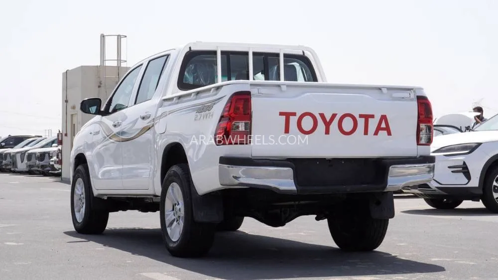 Toyota Hilux 2017 for Sale in Dubai Image-13