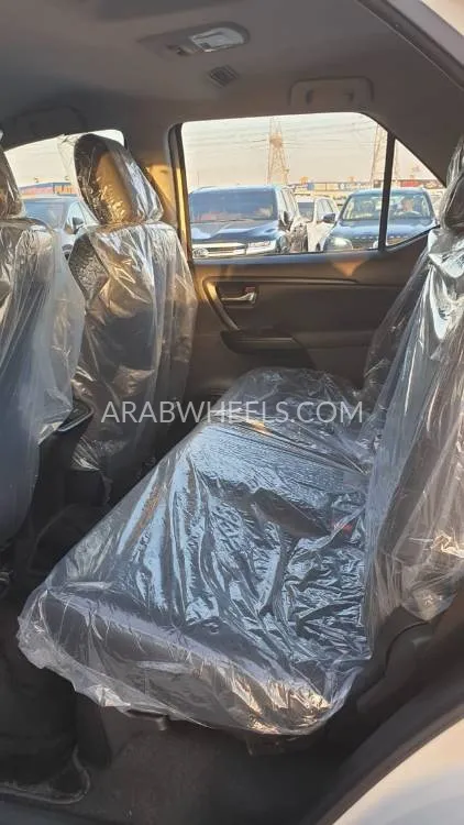 Toyota Fortuner 2023 for Sale in Dubai Image-11