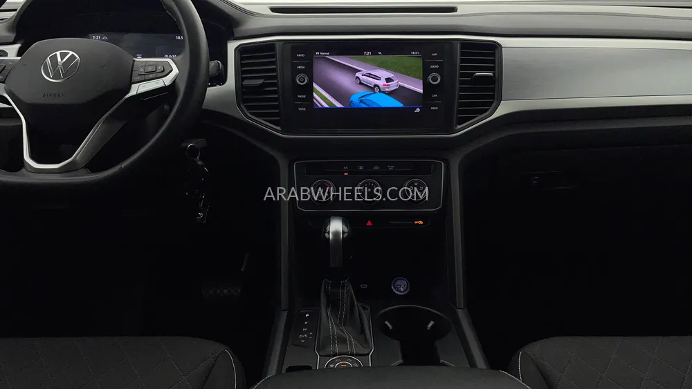 Volkswagen Teramont 2022 for Sale in Dubai Image-14