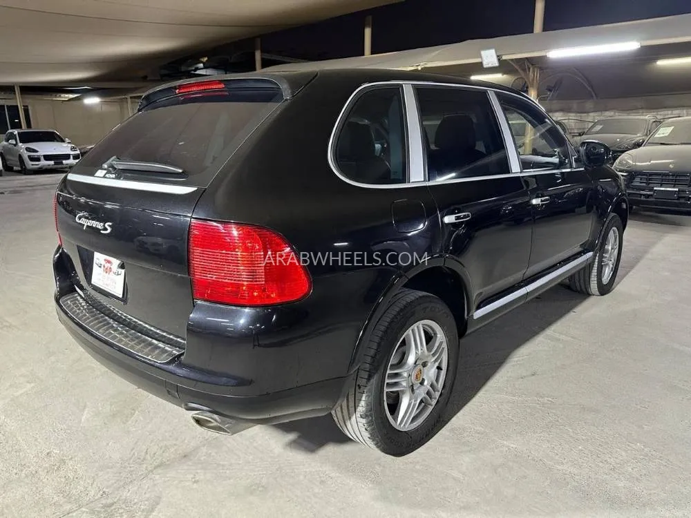 Porsche Cayenne 2006 for Sale in Dubai Image-2