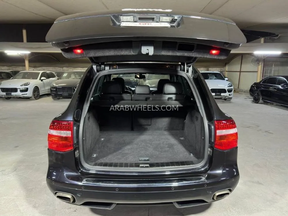 Porsche Cayenne 2008 for Sale in Dubai Image-11