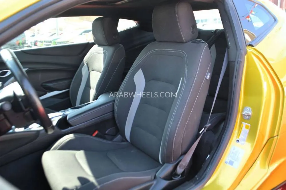 شيفروليه كامارو 2022 for Sale in الشارقة Image-19