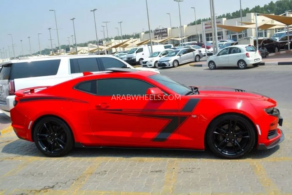 Chevrolet Camaro 2019 for Sale in Sharjah Image-8