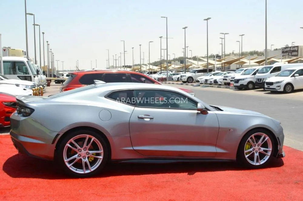 Chevrolet Camaro 2023 for Sale in Sharjah Image-11