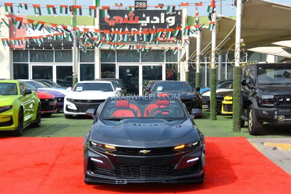 شيفروليه كامارو 2020 for Sale in الشارقة Image-2