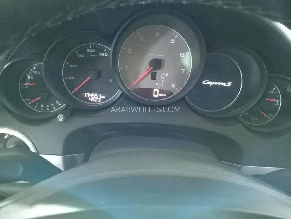 Porsche Cayenne 2012 for Sale in Dubai Image-14