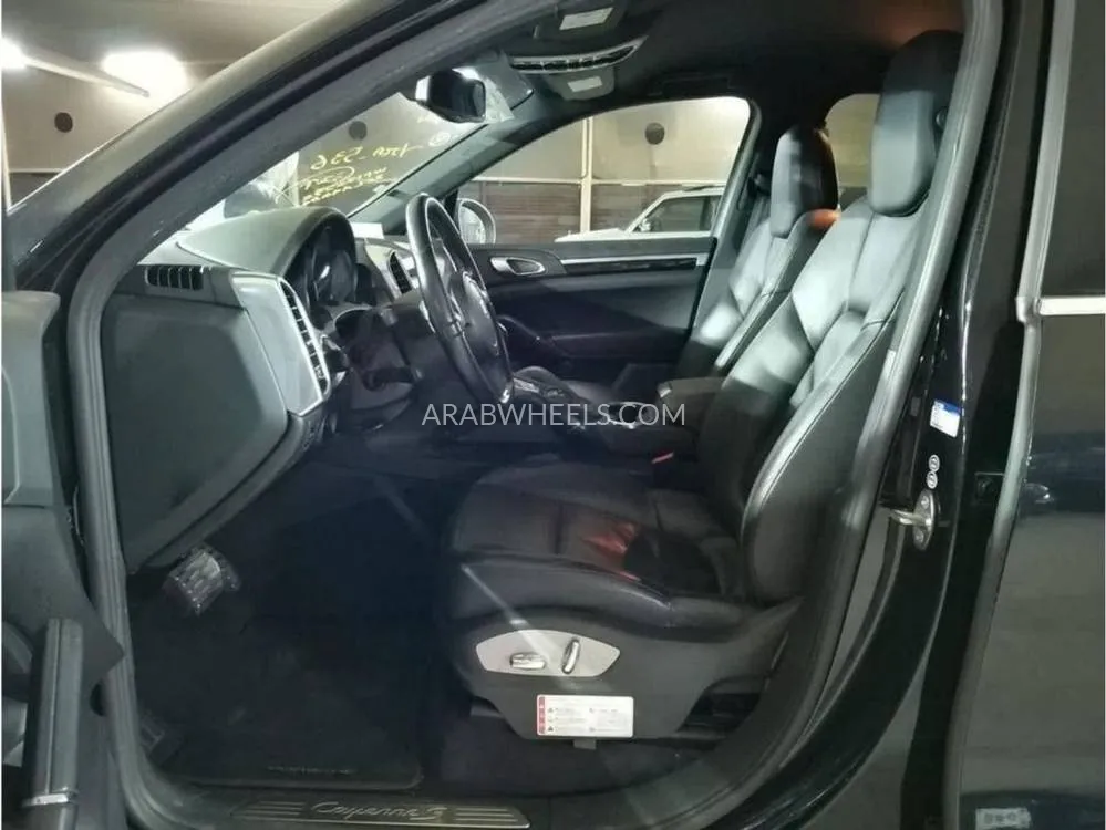 Porsche Cayenne 2012 for Sale in Dubai Image-16
