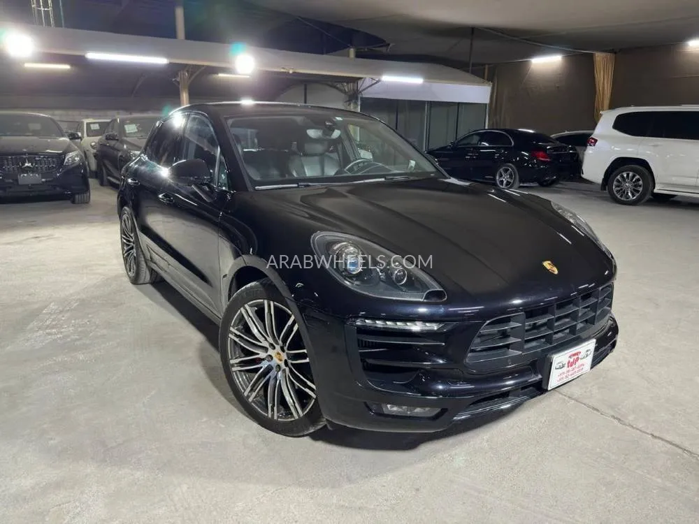 Porsche Macan 2017 for Sale in Dubai Image-7